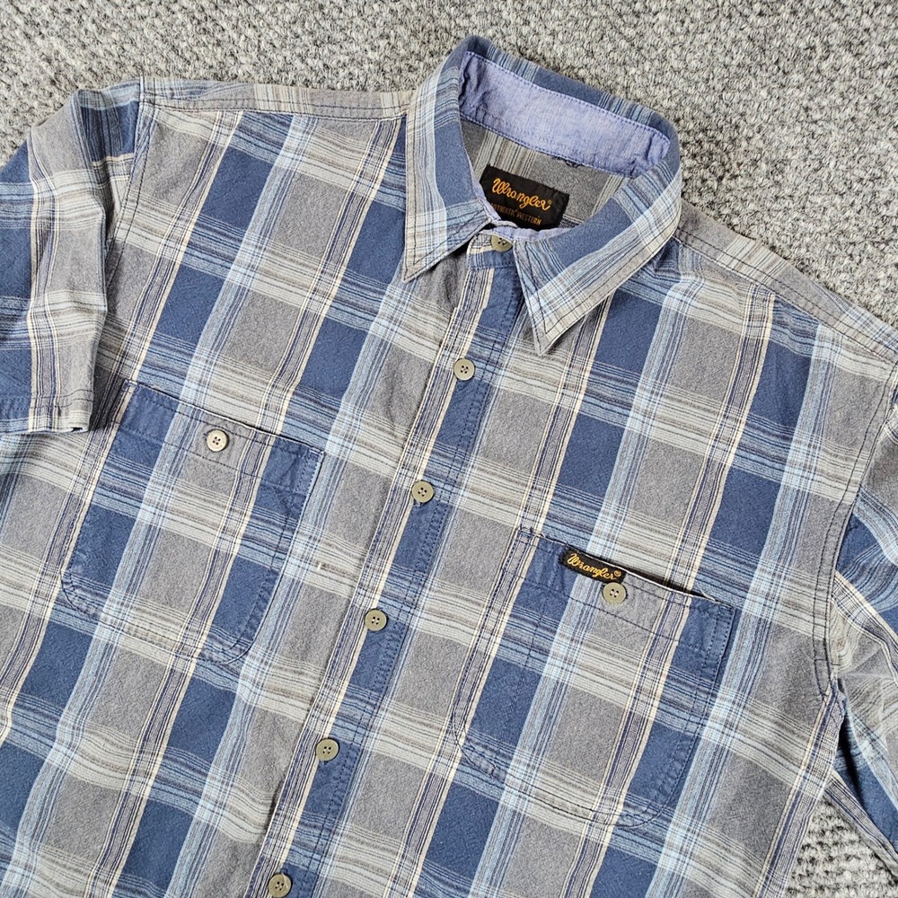 Wrangler Authentic Western Mens Blue Grey Plaid Short Sleeve Button Down Shirt M